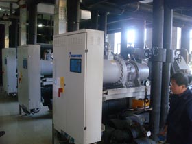 ���R�T�ؿ��{�S��